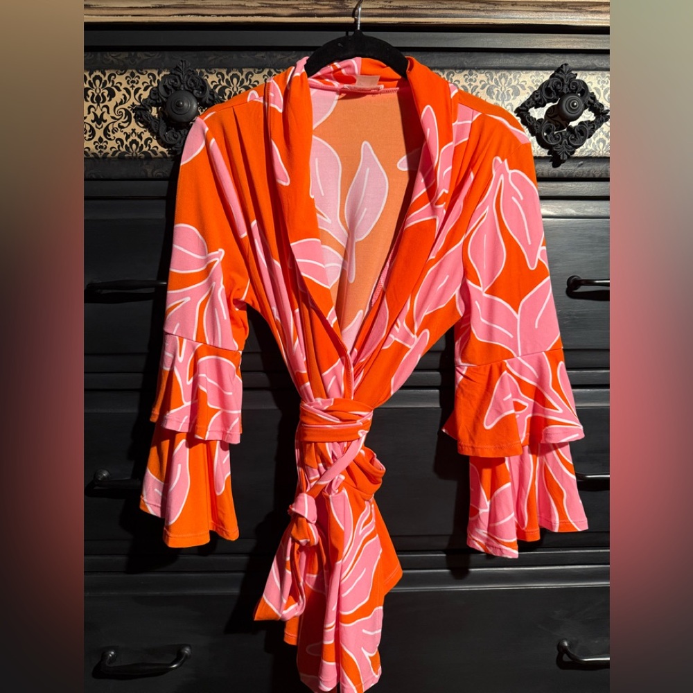 VENUS Vibrant Orange and Pink Leaf Print Wrap Top